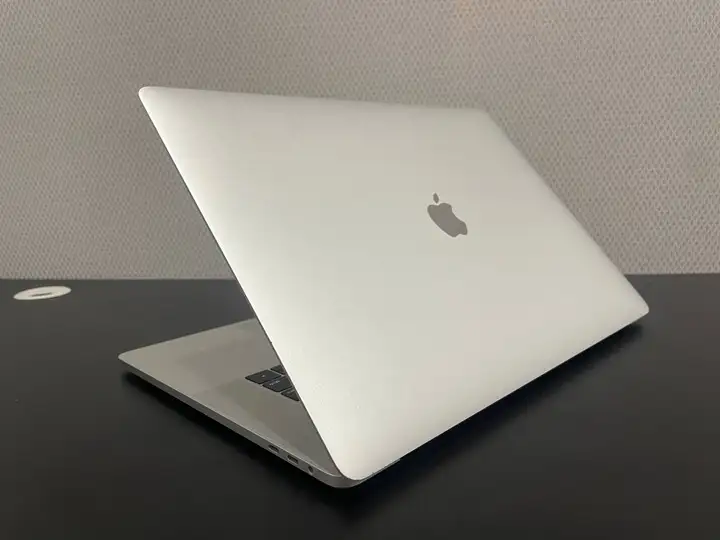 MacBook Pro 15 TouchBar 2019