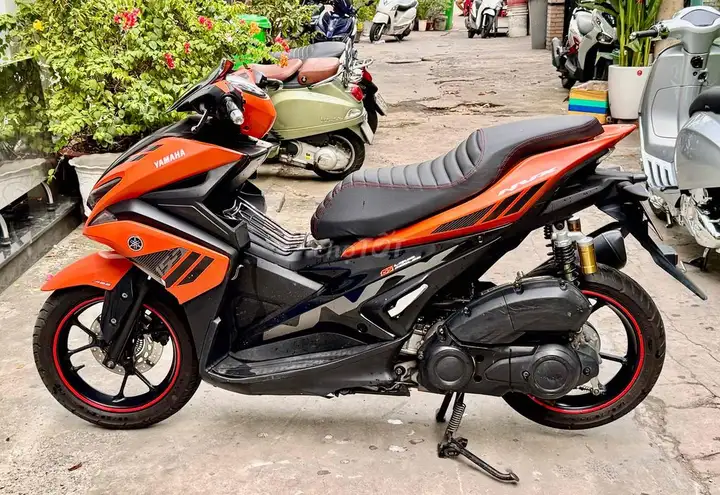 Yamaha NVX 155 черный, полностью оригинал