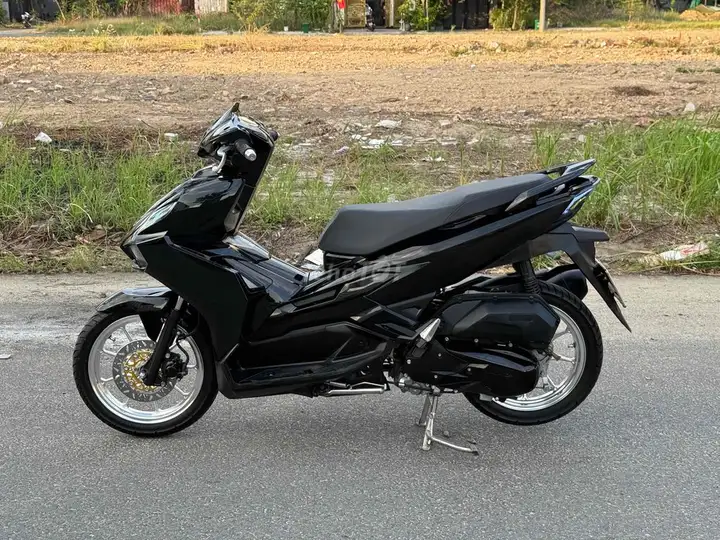 Honda Air Blade 2024 Черный