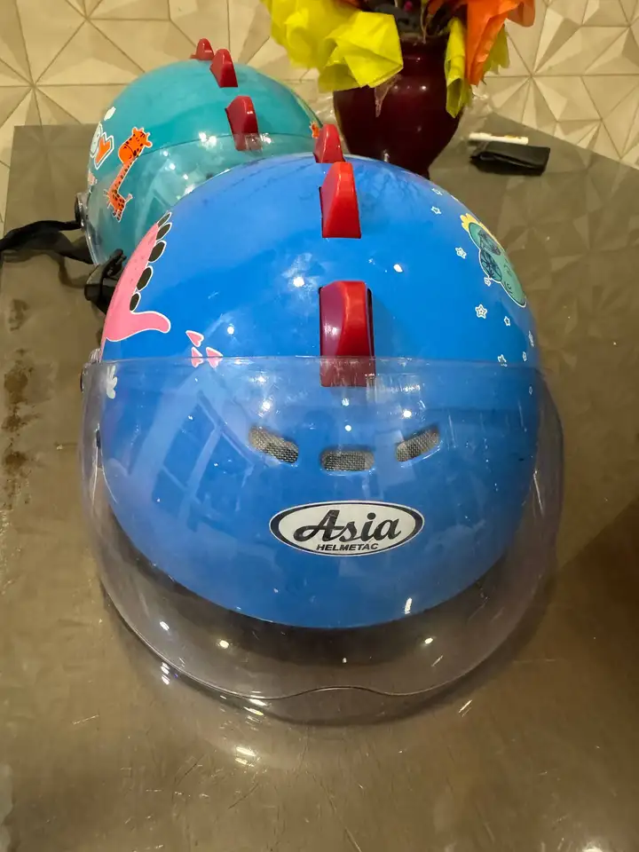 Детские шлемы Asia Helmet