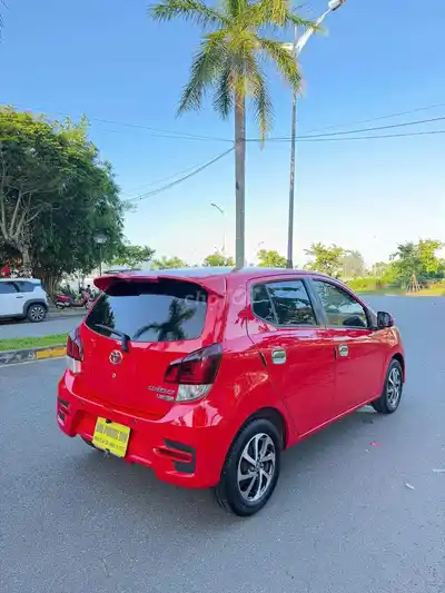 Toyota Wigo 1.2 MT 2018 Красный 76000 км