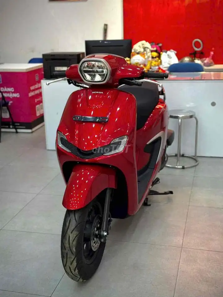 Honda Stylo 160 красный