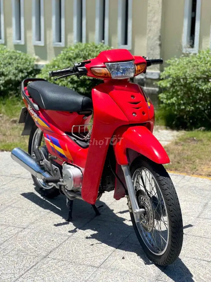 Honda Wave 100, красный, вьетнамской сборки
