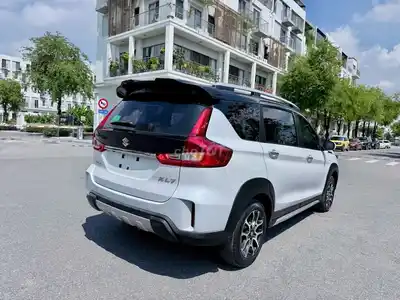 Suzuki XL7 1.5AT 2023, пробег более 70 тыс. км, полностью оригинал