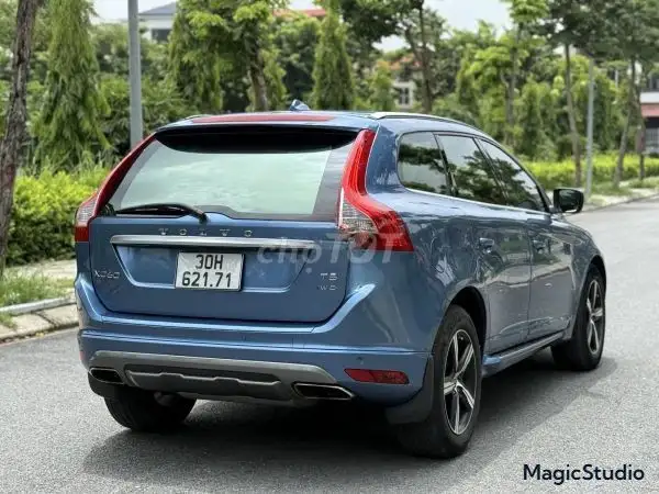 Volvo XC60 2016 Синий SUV
