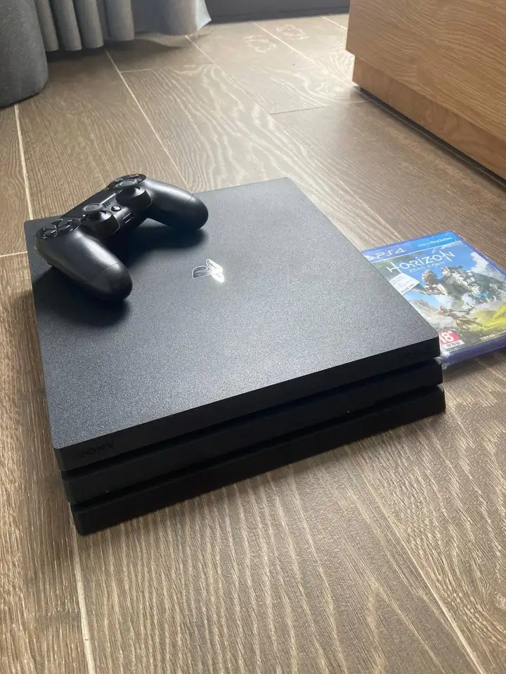 Sony PlayStation 4 Pro 1TB