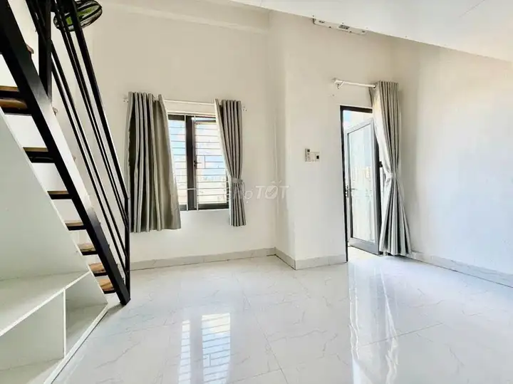 Duplex балкон с полной мебелью - Унг Ван Кхием, Нгу Хань Шон - 6,5 млн
