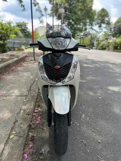 Хонда SH 125 Италия 2010 Белая Черная