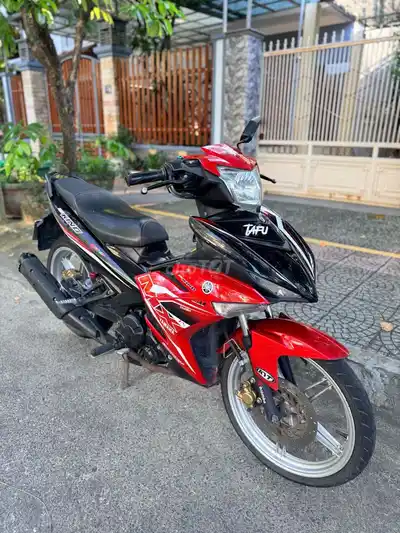 Yamaha Exciter 150 2017 красно-черный