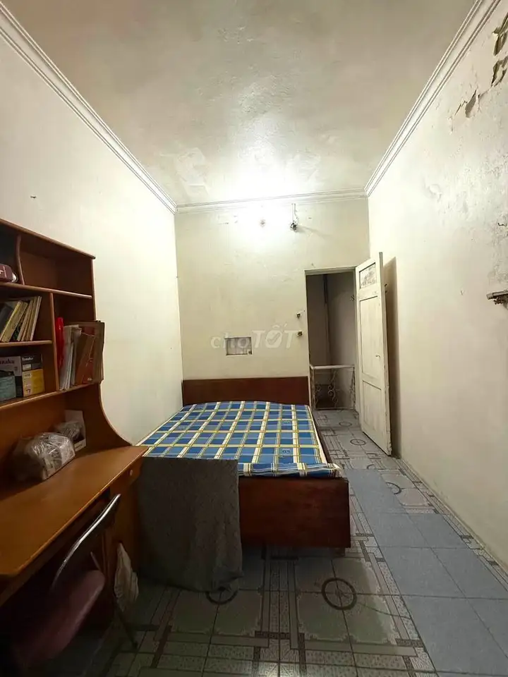 Cho thuê nhà nguyên căn ngõ 46 Đội Cấn, Ba Đình, 30m², 3 tầng
