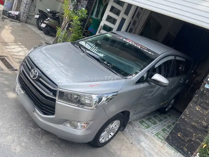 Toyota Innova 2.0E MT, один владелец, состояние 90%