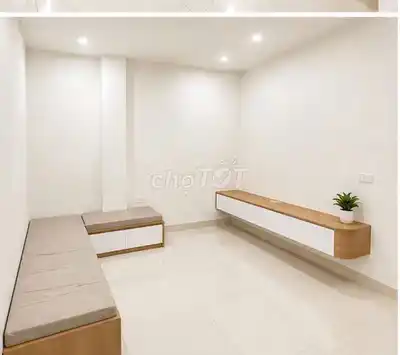 Сдается квартира в комплексе Ngoai Giao Doan Xuan Dinh, с мебелью и балконом