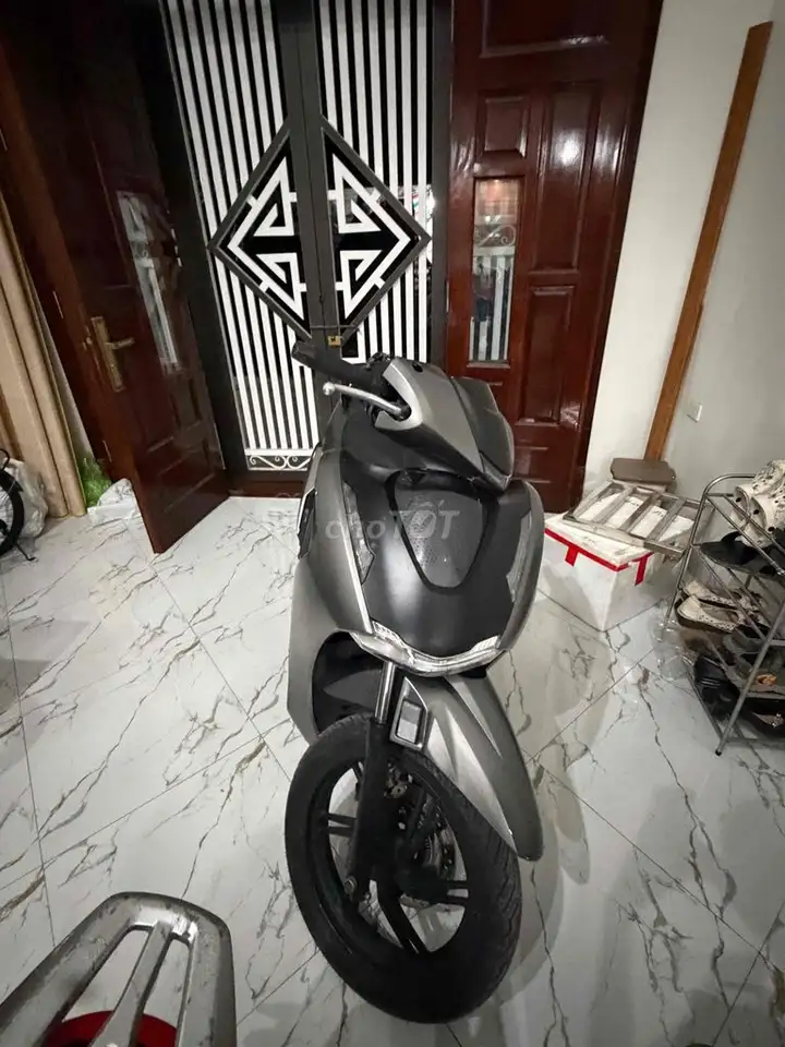 Honda SH350i 2025 Серый 17000км