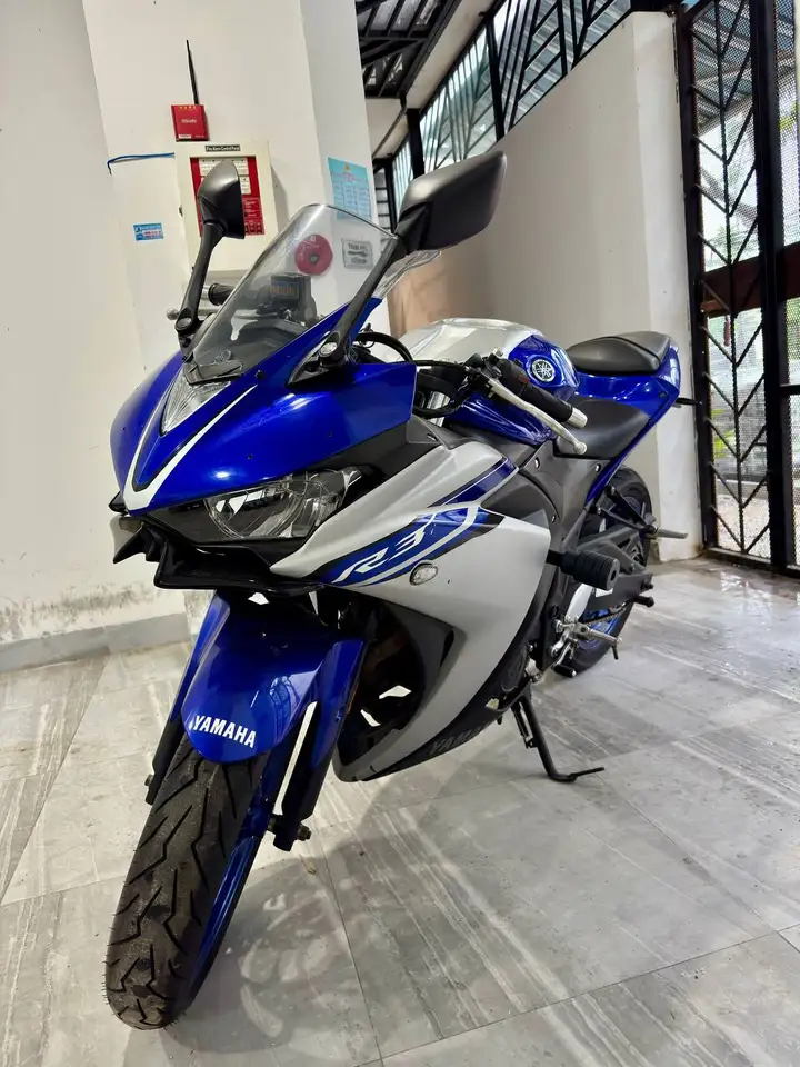 Yamaha YZF-R3 2016