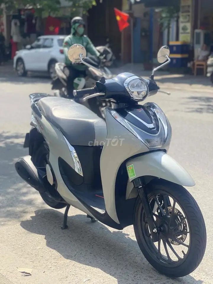 Honda SH Mode серый 2025