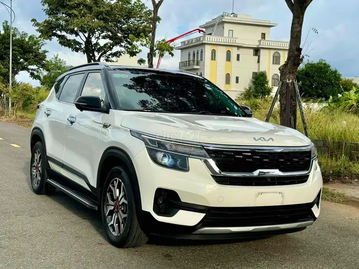 Kia Seltos 2020 1.4 Turbo Luxury Белый Автомат