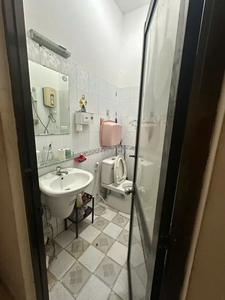 Комната в квартире, 2 млн в месяц, район 3, отдельный санузел