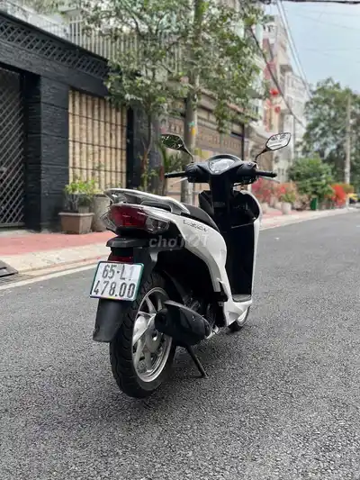 Скутер Honda Vision 2024 с ломбарда, гос. номер 65L1-47800