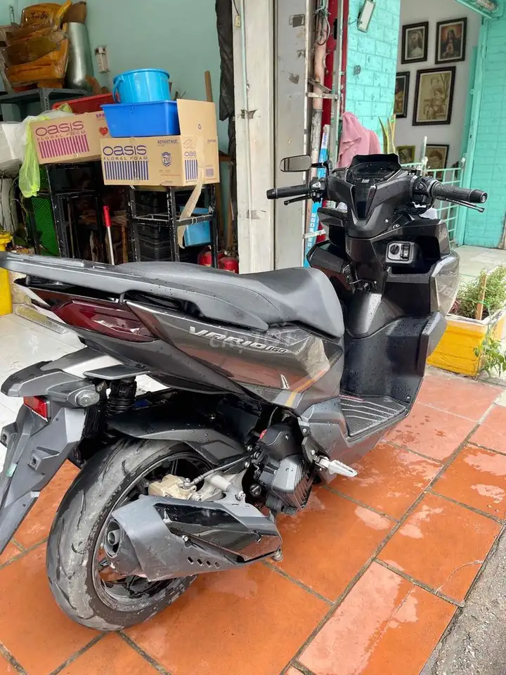Honda Vario 160 2023 черный Индонезия 33xxx км