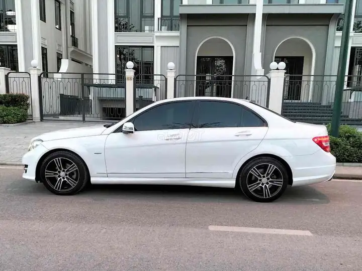 Mercedes-Benz C200 Edition C, белый