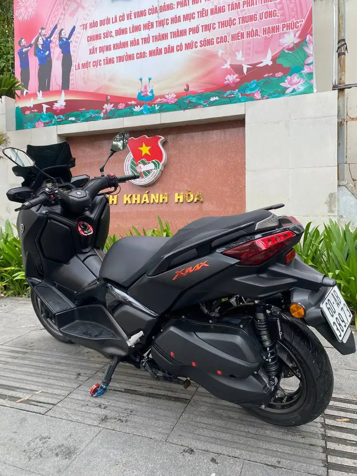 Yamaha X-Max 300 2023