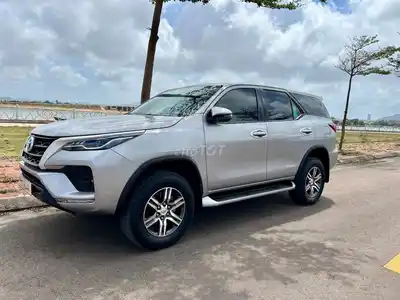 Инвентарный номер масла и серебра Toyota Fortuner 2022