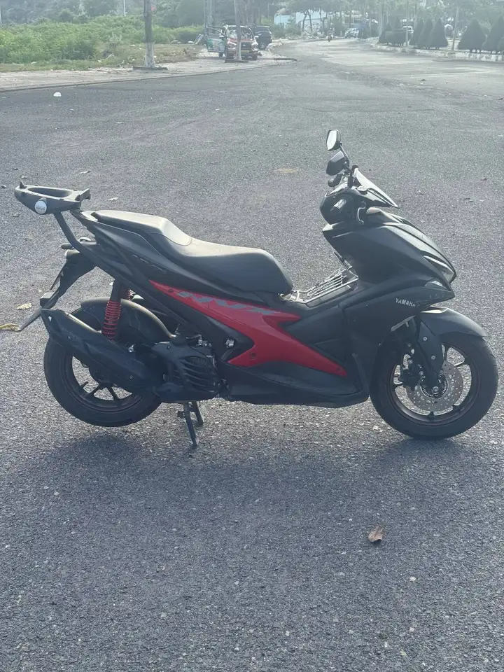 Yamaha NVX 2019
