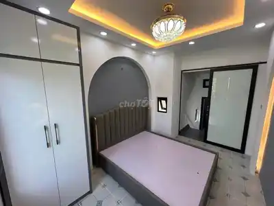 Аренда дома целиком, Нгок Ха, вид на озеро, машина у дома