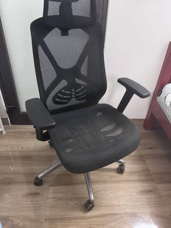 Офисное кресло Spider 02
