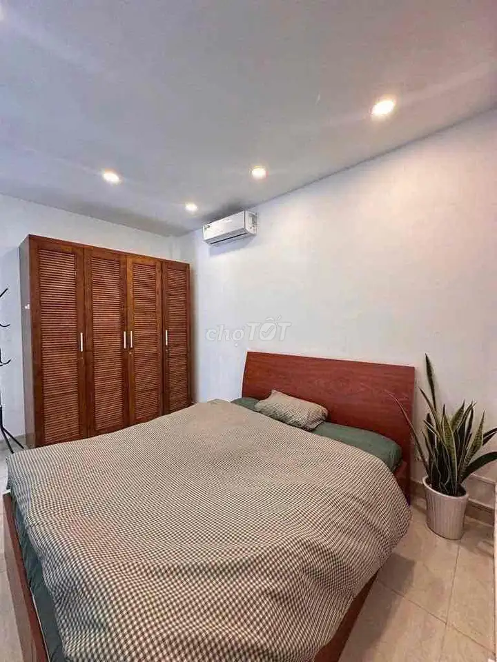 Сдам 2-комн. кв. с мебелью, Phan Đình Phùng, Phú Nhuận