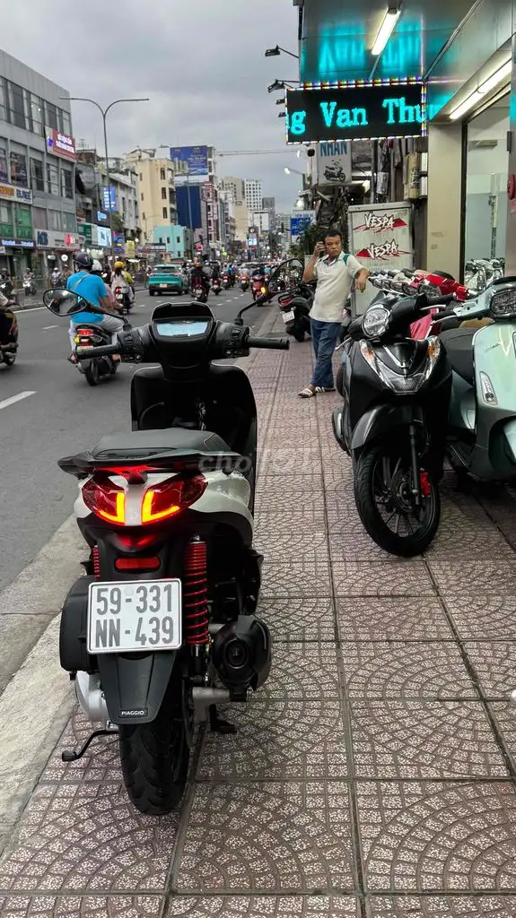 Piaggio Medley S125 2023 8000км Белый