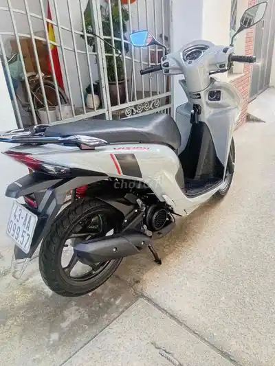 HONDA VISION 2025 СПОРТИВНЫЙ СЕРЫЙ 4000КМ