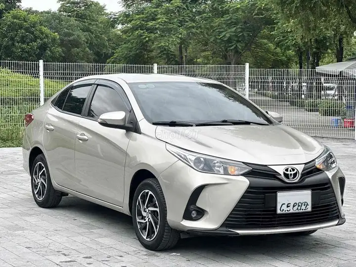Toyota Vios 2022 CVT песочный