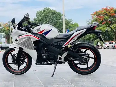Honda CBR 150 белый, таиландской сборки, родной двигатель, отличный вид