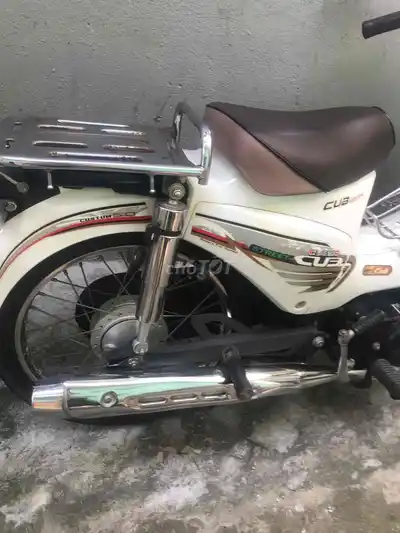 Японский белый Honda Cub