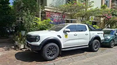 Ford Raptor 2023 3250 км белый