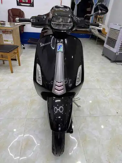 Piaggio Vespa Sprint iget abs 2022 Черный глянцевый