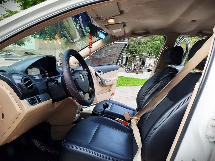 Chevrolet Spark 2018 белый