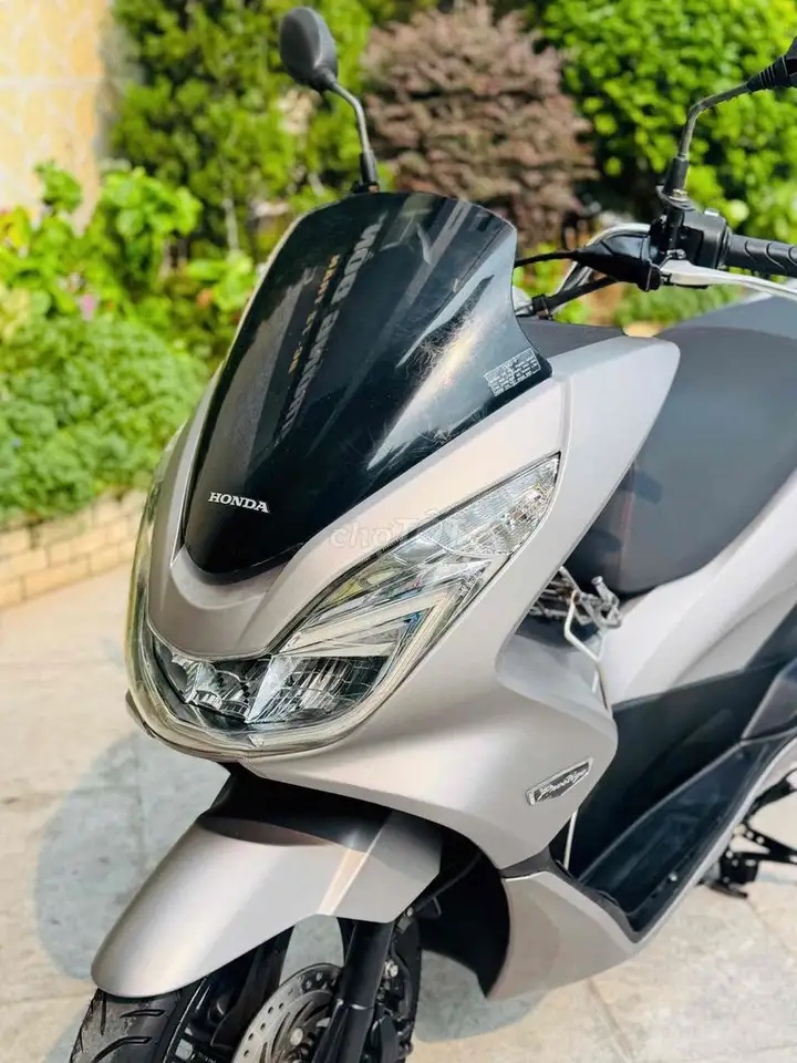 Honda PCX 125fi 2015 матовый серый светодиодные фары родной двигатель 100%