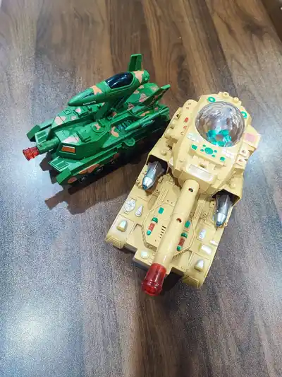 Игрушки