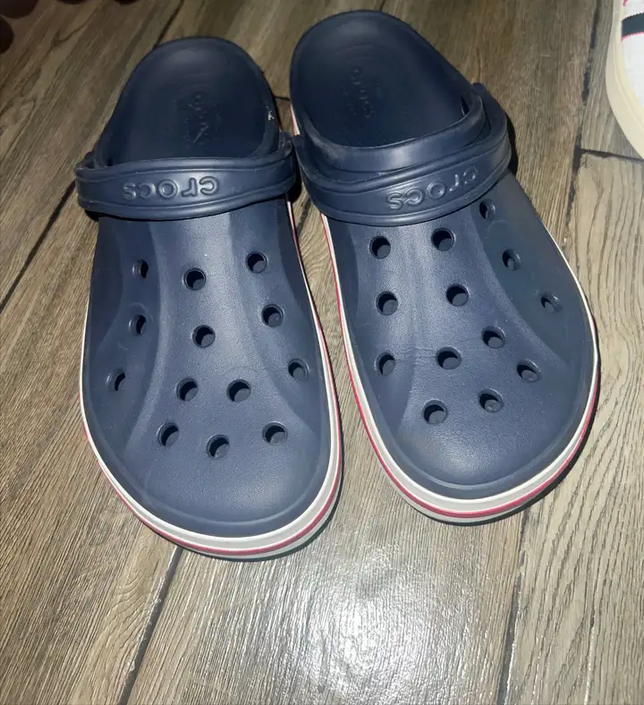 Crocs Crocband Clog и Кеды Adidas Breaknet