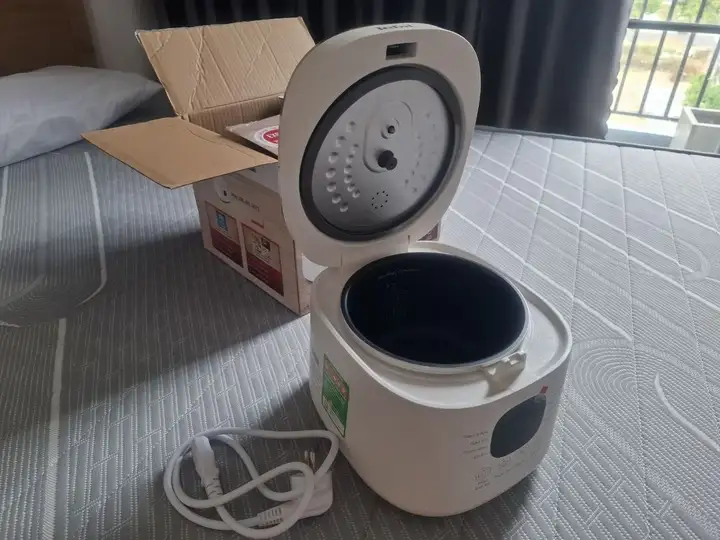 Компактная умная рисоварка Tefal Rice Mate Mini (0.7 л)