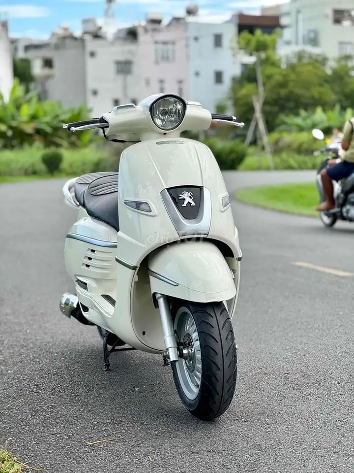 PEUGEOT 125cc ABS родной оригинал в идеальном состоянии