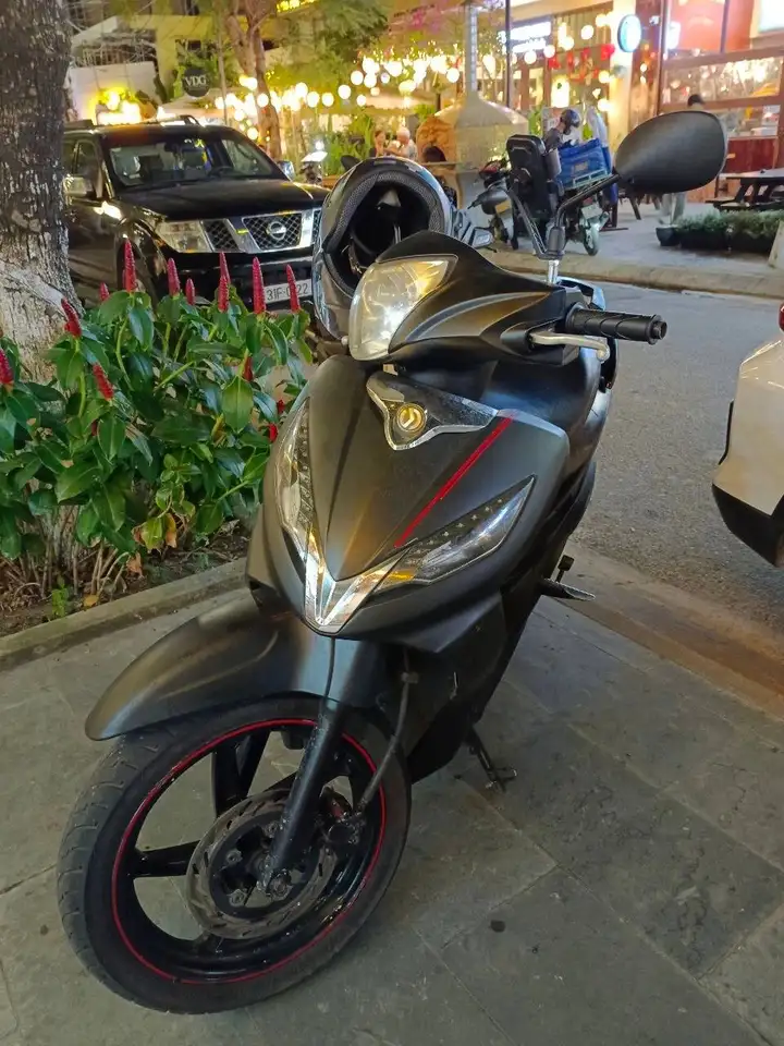 SYM Shark 125