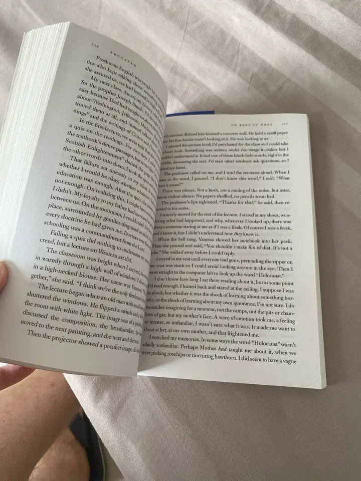 Книга Educated на английском