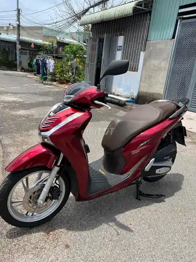 Honda SH 160 ABS 2024 красный почти новый