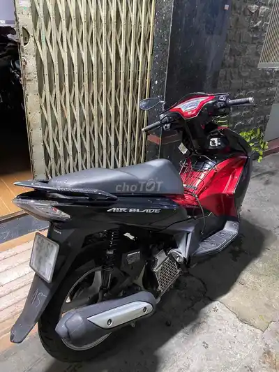 Honda Air Blade 2024 Красно-черный, госномера Хошимина, оформление на владельца