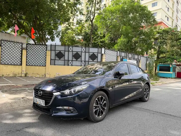 Mazda 3 1.5AT 2018, от собственника, ТО у дилера