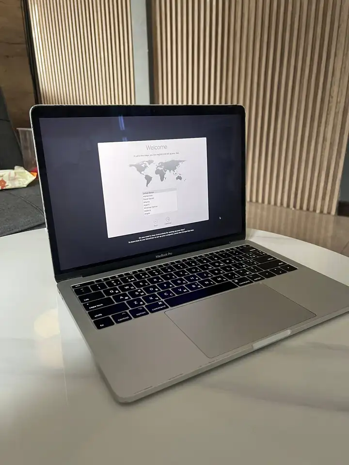 MacBook Pro 13-inch (2017)
