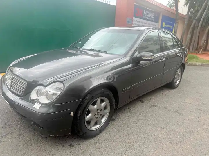 Mercedes-Benz C180 2002 Импорт Автомат Серый